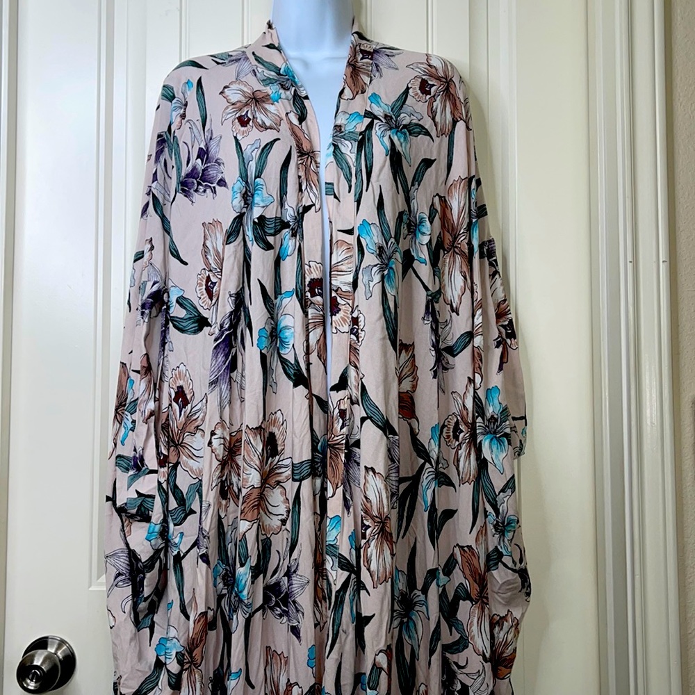 Sale! ☄️Etophe Studios Floral Print Swimsuit Cover up One Size